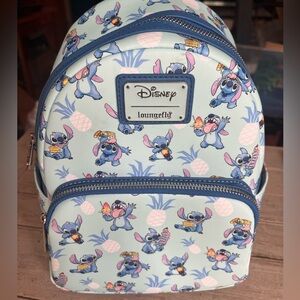 BNWT stitch pineapple Loungefly mini backpack